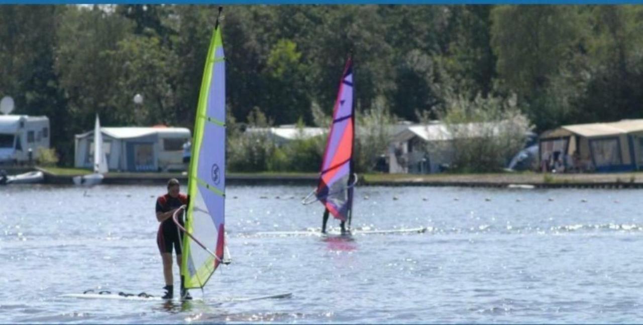 Kajuit423 6Pers 5Sterren Vakantiepark Bergumermeer Aan Het Water In Friesland Met Zwembad Villa Suameer Eksteriør billede